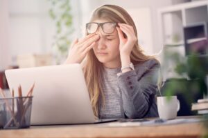 Read more about the article Reduce Eye Strain from Screen Time with These Exercises